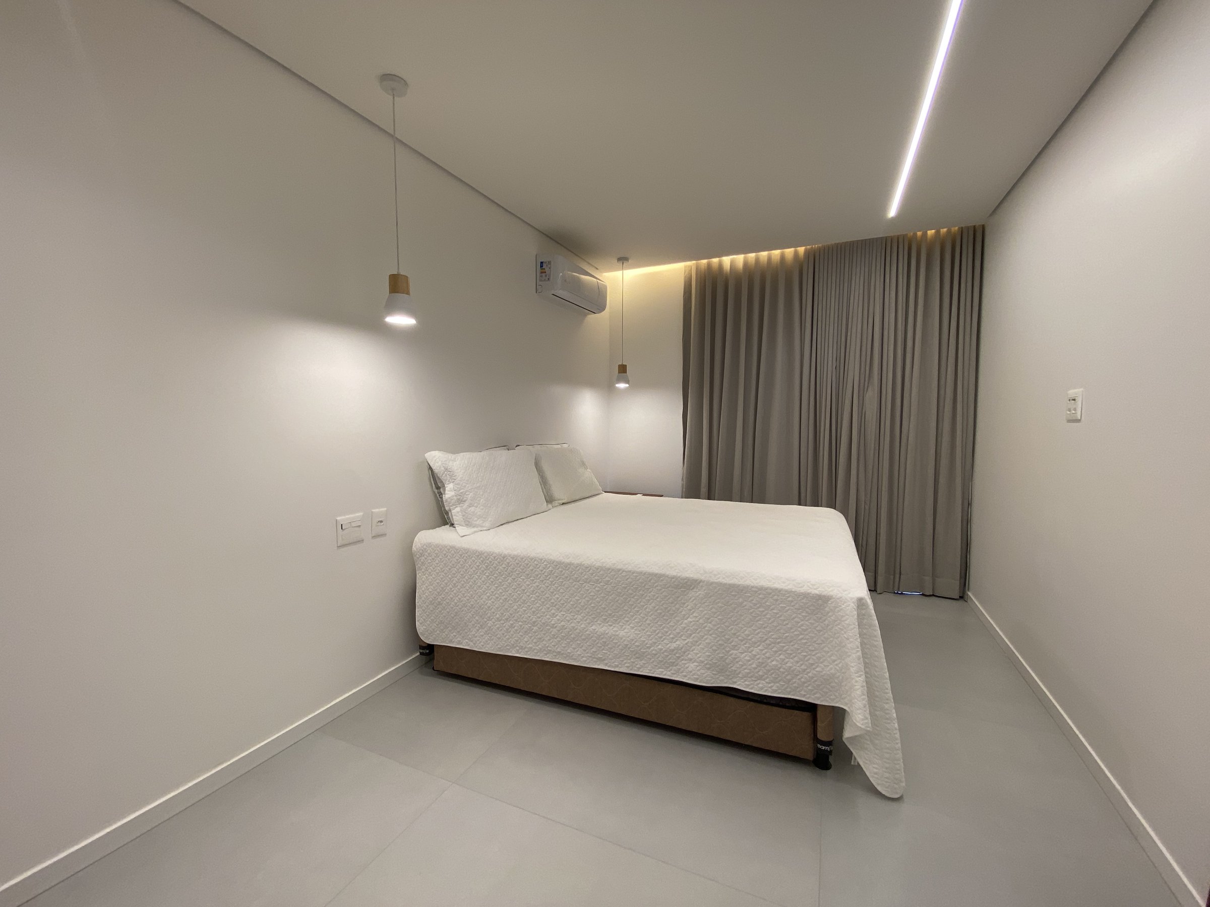 Quarto com cama king